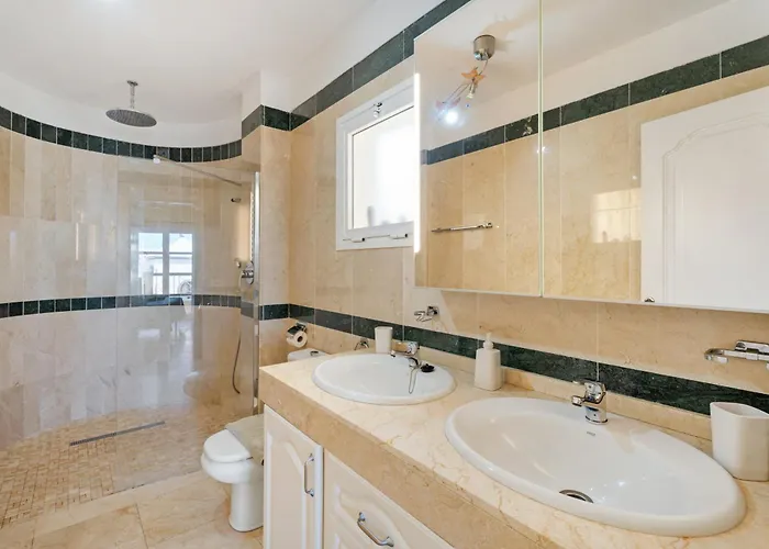 Benimar 28 Costa Adeje